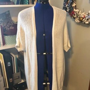 LOFT Short Sleeve White Summer Cardigan in Medium